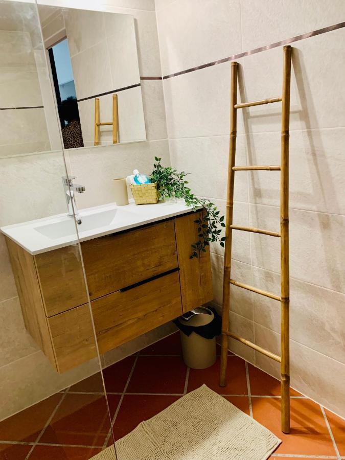 Somptueux Duplex Sur La Route Des Plages Sainte-Anne Ngoại thất bức ảnh